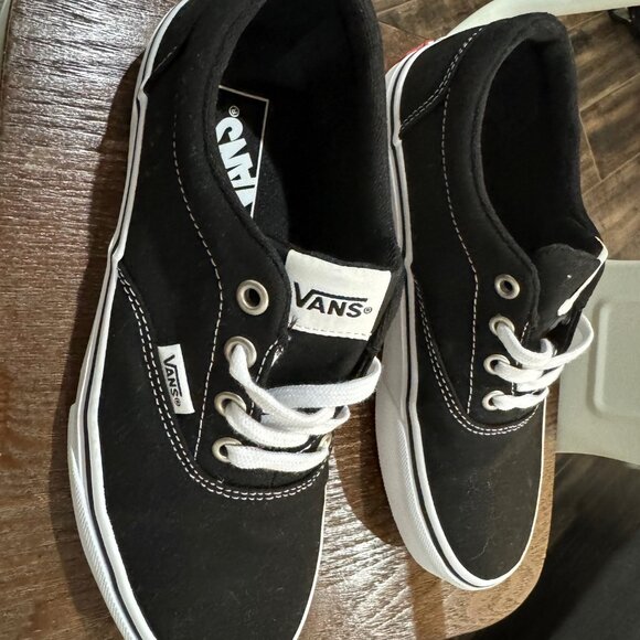 NEW VANS Authentic Black Shoes W6/36 - Picture 4 of 10